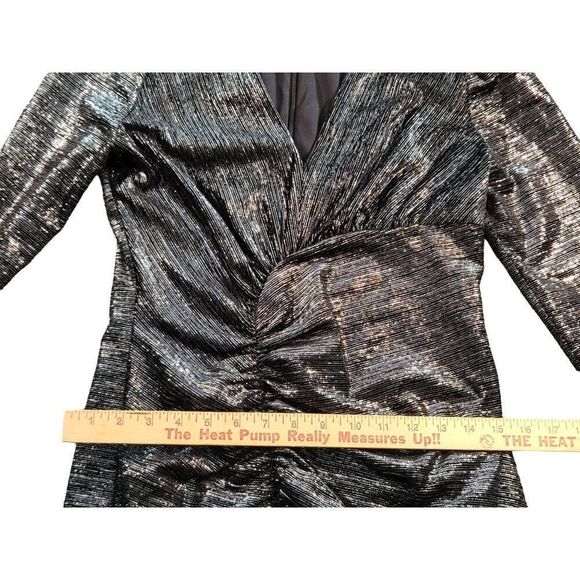 Maggy London Holiday‎ Sequin Dress Women Sz 8 Striped Long Sleeve Designer - Picture 6 of 8